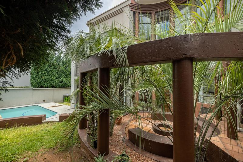 4 Bedroom Property for Sale in Faerie Glen Gauteng