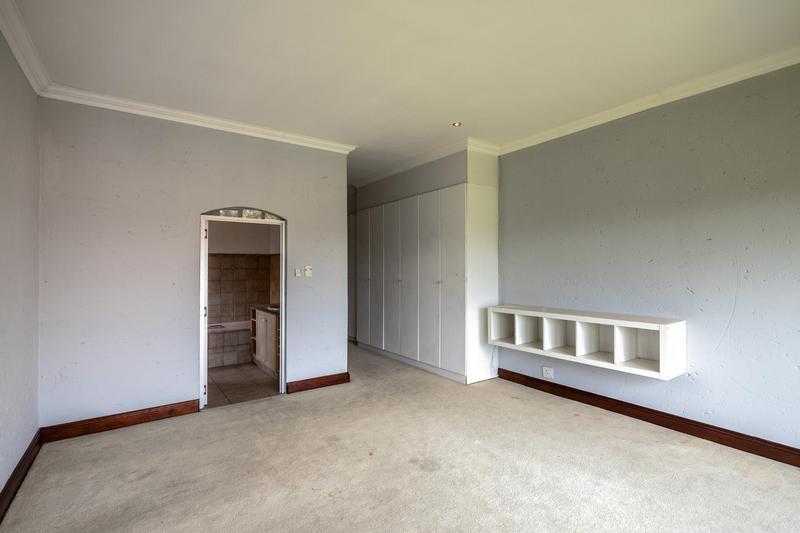 4 Bedroom Property for Sale in Faerie Glen Gauteng