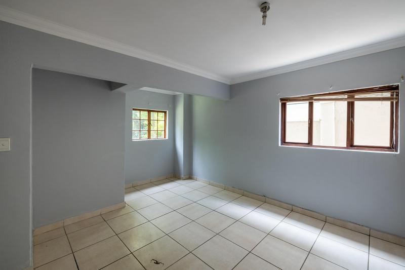 4 Bedroom Property for Sale in Faerie Glen Gauteng
