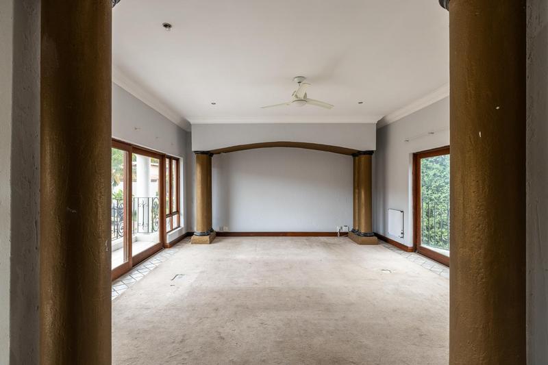 4 Bedroom Property for Sale in Faerie Glen Gauteng