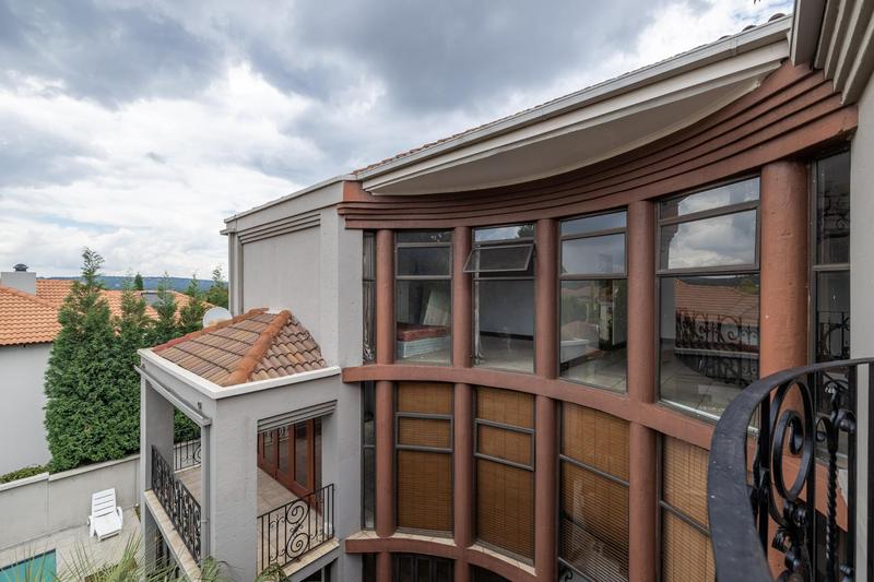 4 Bedroom Property for Sale in Faerie Glen Gauteng