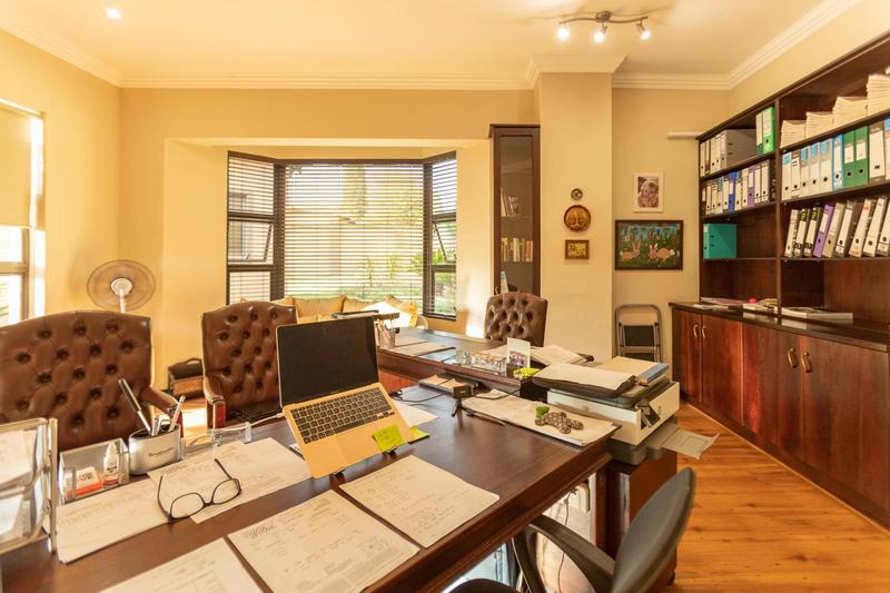 4 Bedroom Property for Sale in Zwavelpoort Gauteng