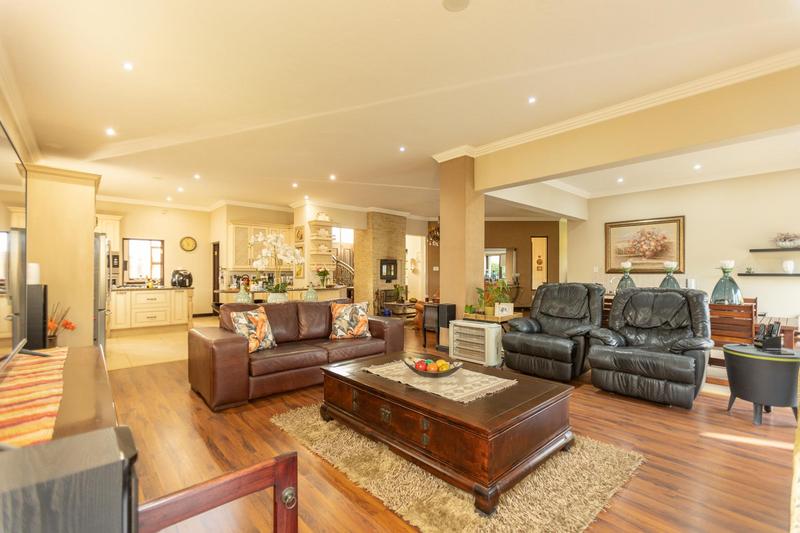 4 Bedroom Property for Sale in Zwavelpoort Gauteng