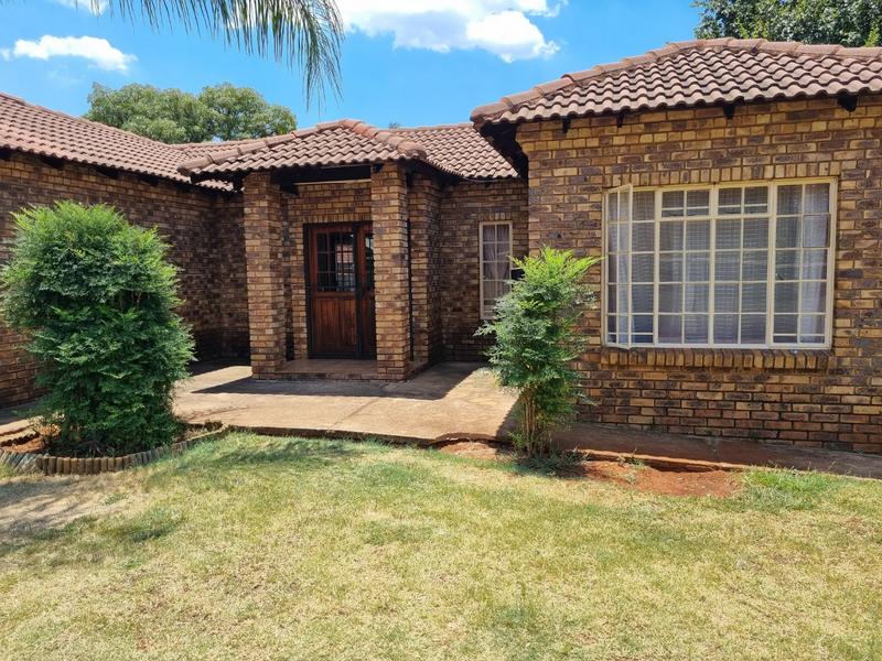 3 Bedroom Property for Sale in Theresa Park Gauteng