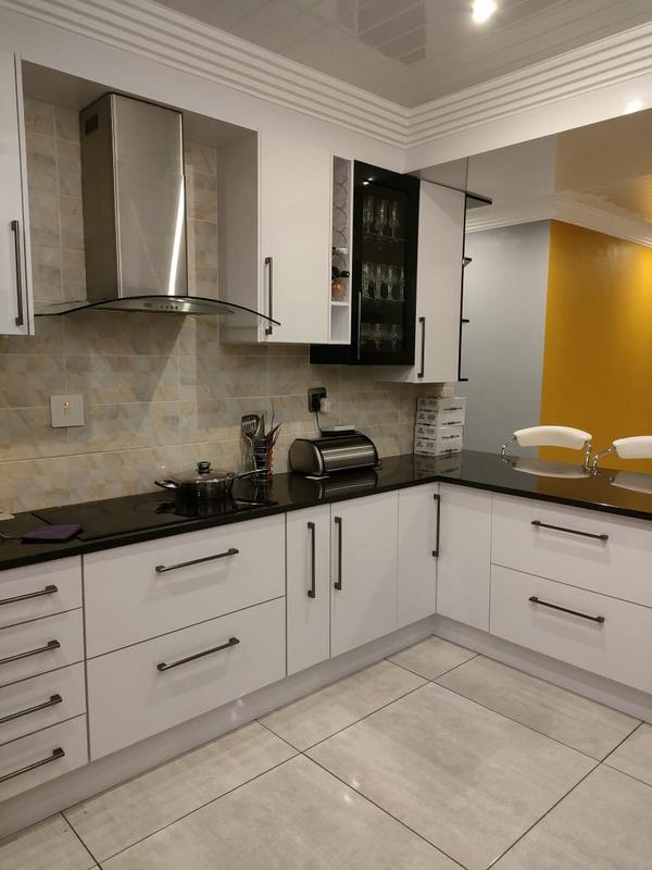 3 Bedroom Property for Sale in The Orchards Gauteng