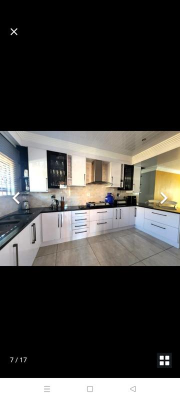 3 Bedroom Property for Sale in The Orchards Gauteng