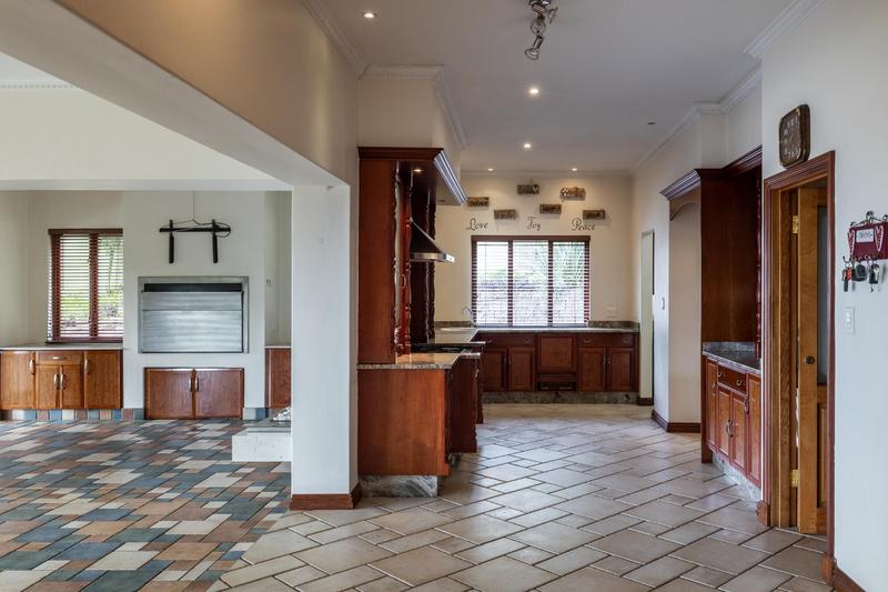 5 Bedroom Property for Sale in Rietvalleirand Gauteng