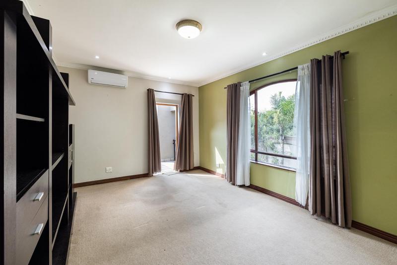 5 Bedroom Property for Sale in Rietvalleirand Gauteng