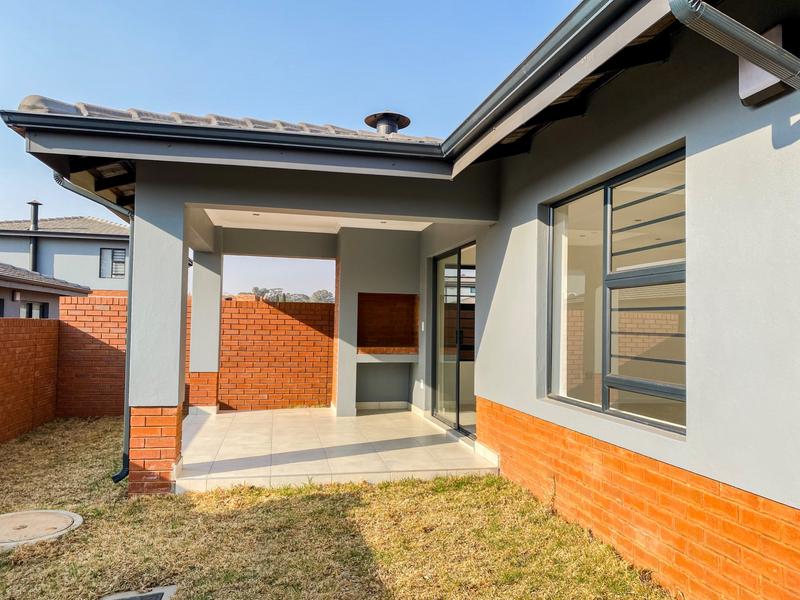 To Let 3 Bedroom Property for Rent in Pomona Gauteng
