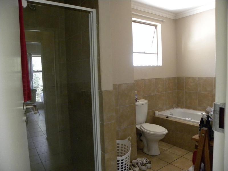 1 Bedroom Property for Sale in Buccleuch Gauteng