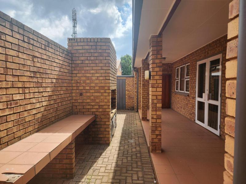 Commercial Property for Sale in Lyttelton Manor Gauteng