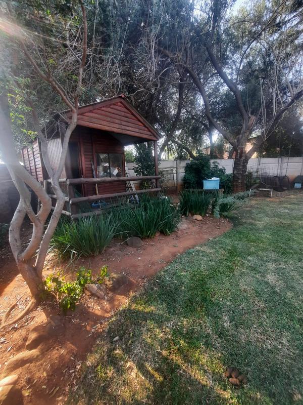 4 Bedroom Property for Sale in Wierda Park Gauteng