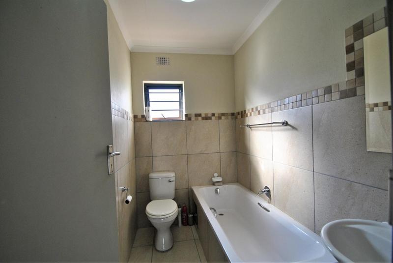 3 Bedroom Property for Sale in Albertsdal Gauteng