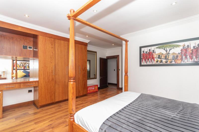 6 Bedroom Property for Sale in Zwavelpoort Gauteng