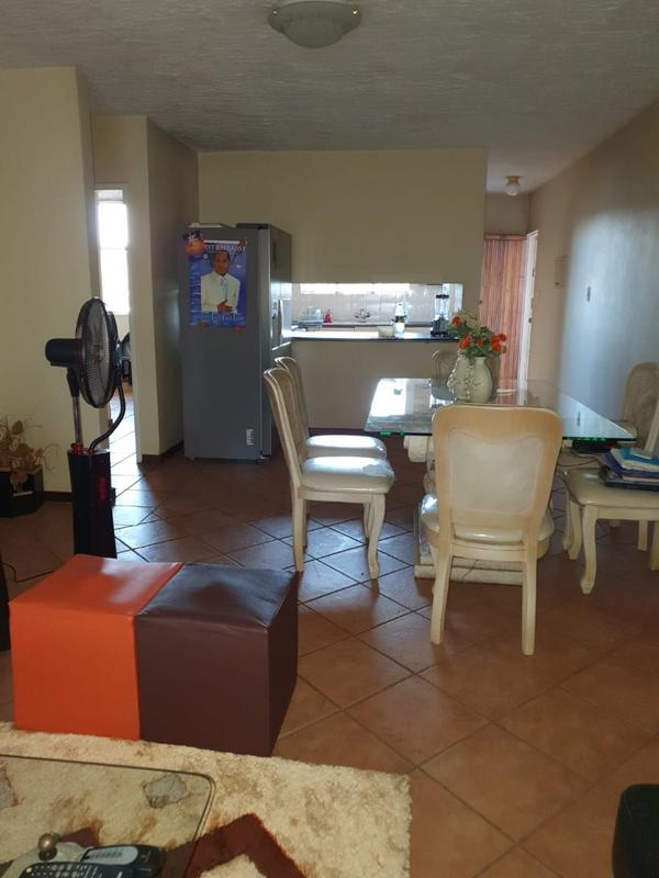 2 Bedroom Property for Sale in Silverton Gauteng