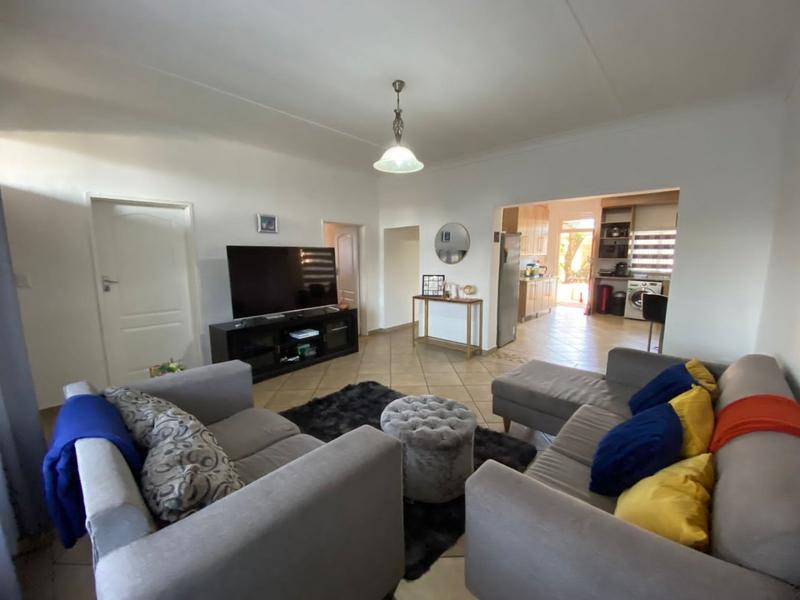 4 Bedroom Property for Sale in Westdene Gauteng