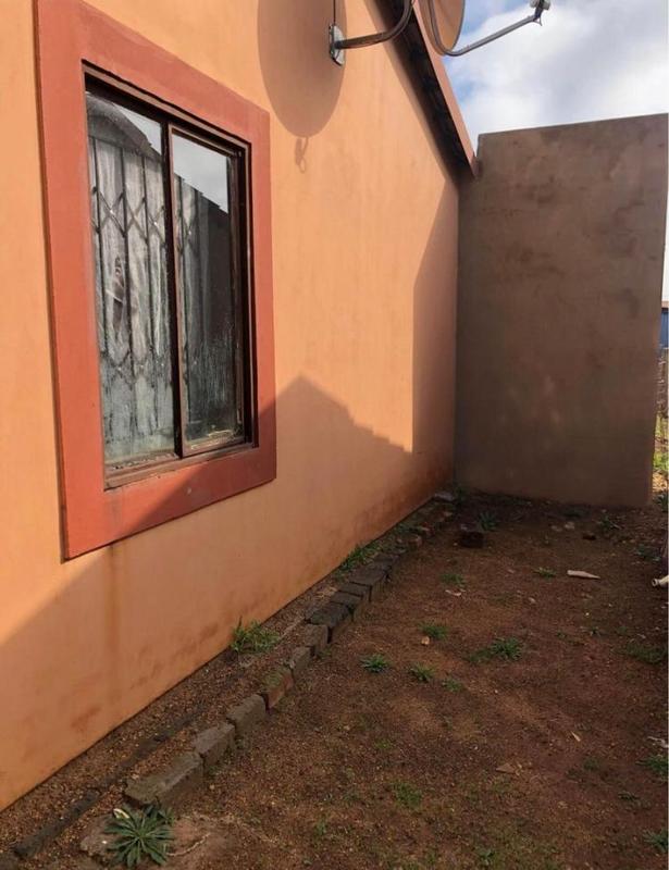 2 Bedroom Property for Sale in Daveyton Ext 3 Gauteng