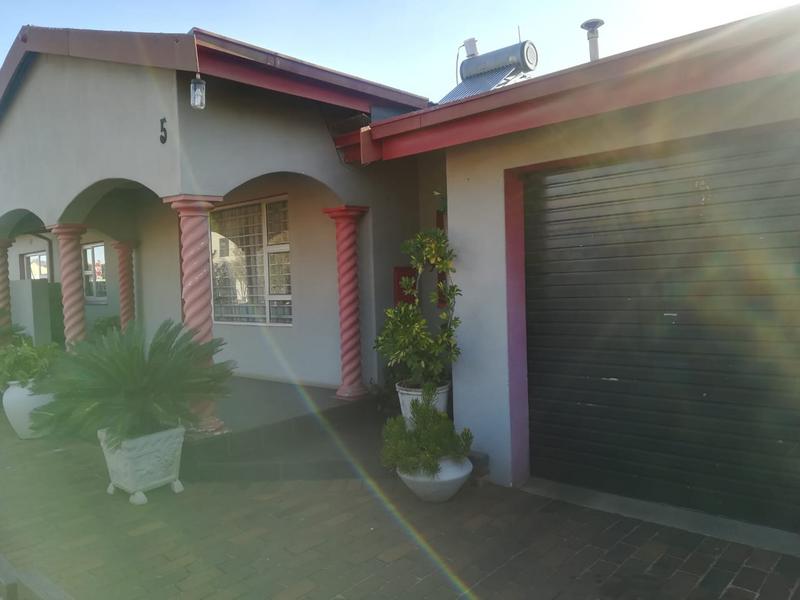 3 Bedroom Property for Sale in Lenasia Gauteng