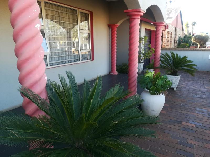 3 Bedroom Property for Sale in Lenasia Gauteng