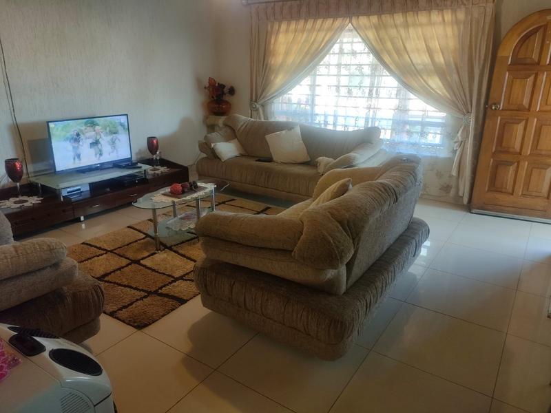 3 Bedroom Property for Sale in Lenasia Gauteng