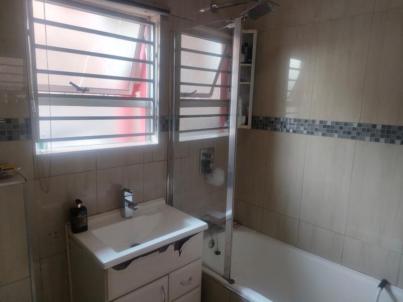 3 Bedroom Property for Sale in Lenasia Gauteng