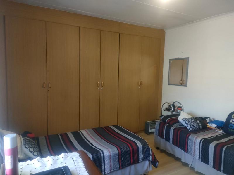 3 Bedroom Property for Sale in Lenasia Gauteng