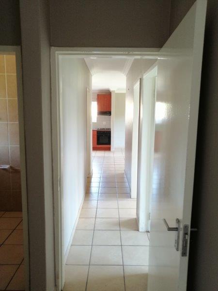 3 Bedroom Property for Sale in Denneoord Gauteng