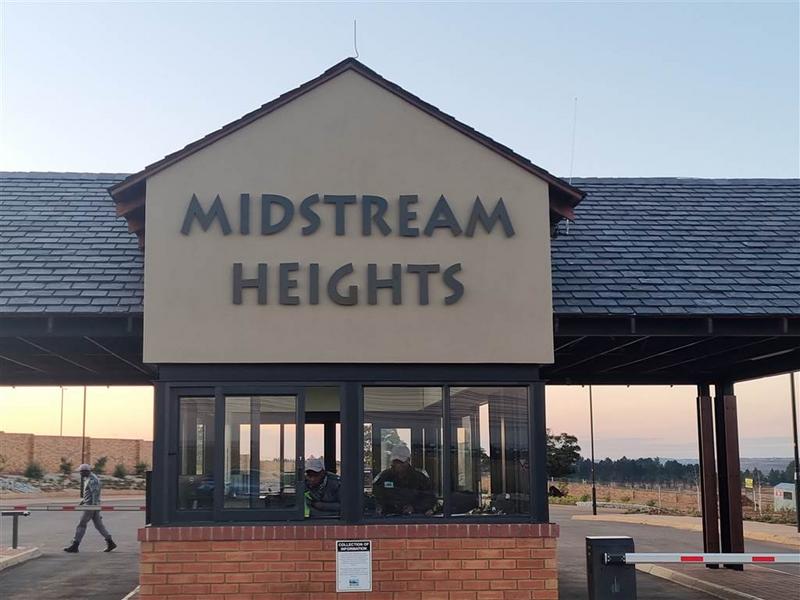 5 Bedroom Property for Sale in Midstream Heights Gauteng