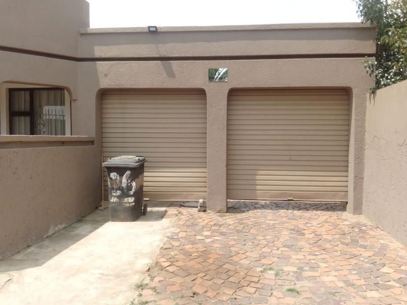 3 Bedroom Property for Sale in Eldorado Park Gauteng