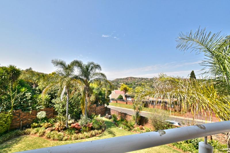 5 Bedroom Property for Sale in Glenvista Gauteng