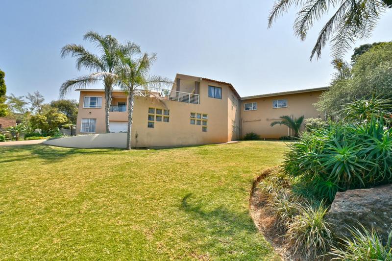 5 Bedroom Property for Sale in Glenvista Gauteng