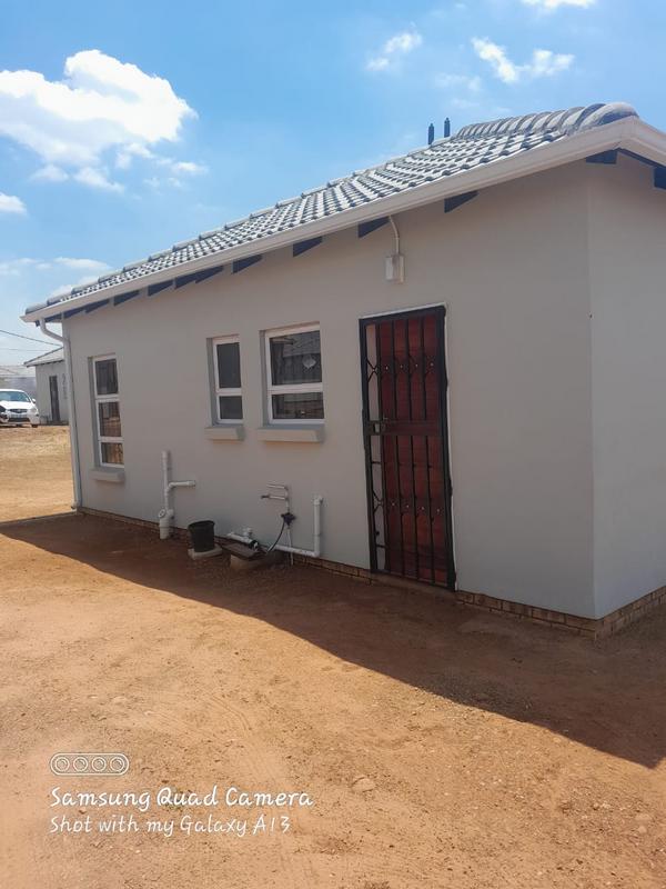 2 Bedroom Property for Sale in Lehae Gauteng