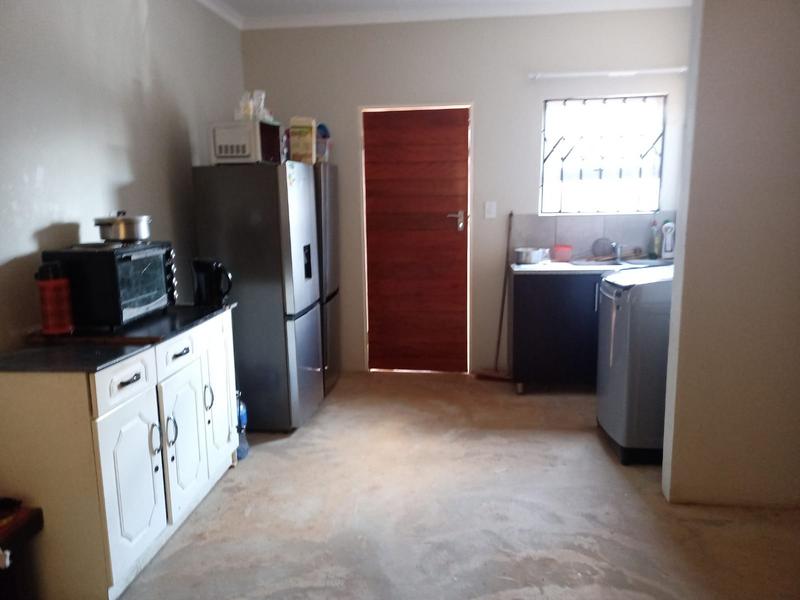 2 Bedroom Property for Sale in Lehae Gauteng