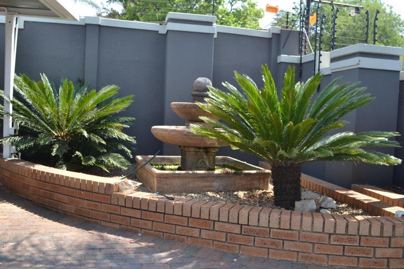 6 Bedroom Property for Sale in Noordheuwel Gauteng