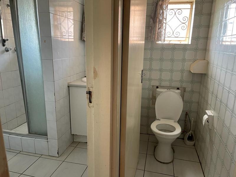 3 Bedroom Property for Sale in Mondeor Gauteng