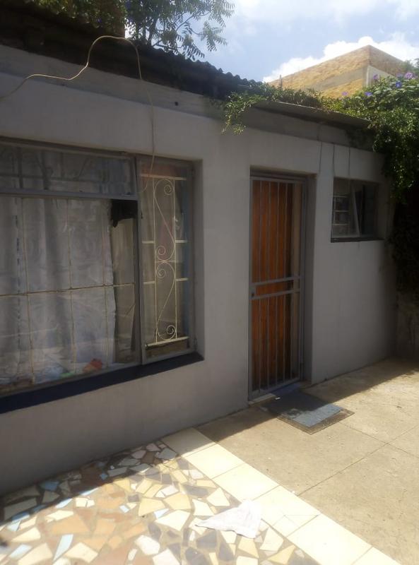 18 Bedroom Property for Sale in Bellevue East Gauteng