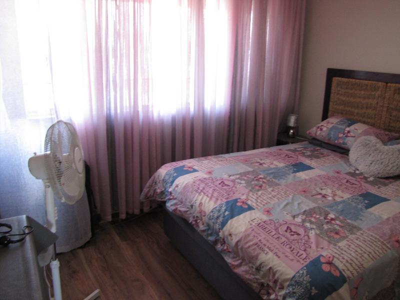 1 Bedroom Property for Sale in Hatfield Gauteng