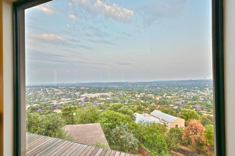 6 Bedroom Property for Sale in Northcliff Gauteng