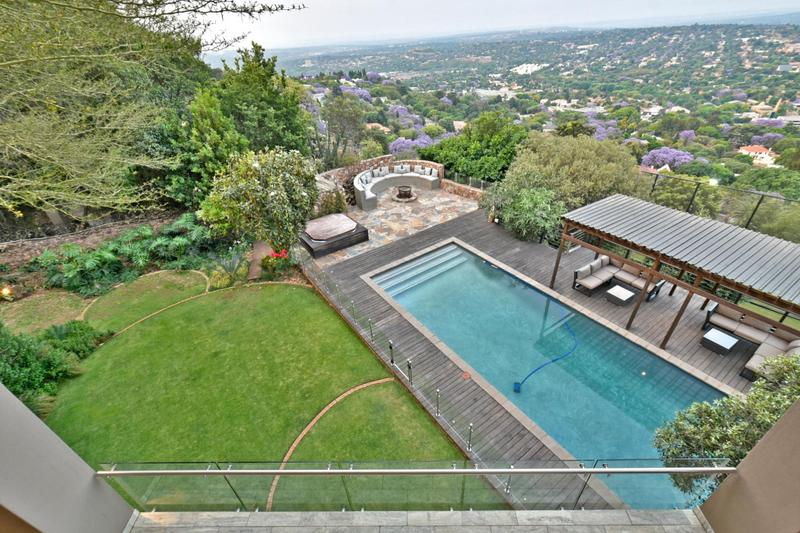 6 Bedroom Property for Sale in Northcliff Gauteng