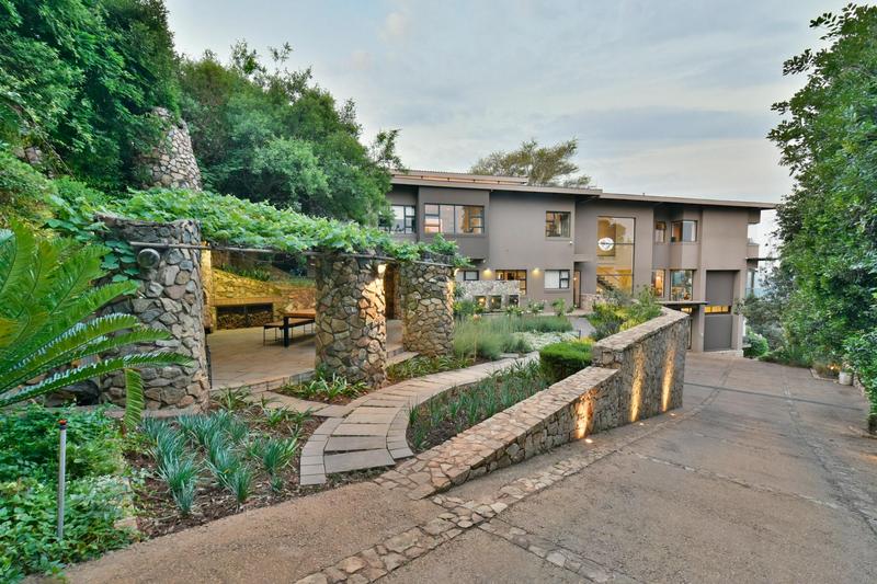 6 Bedroom Property for Sale in Northcliff Gauteng