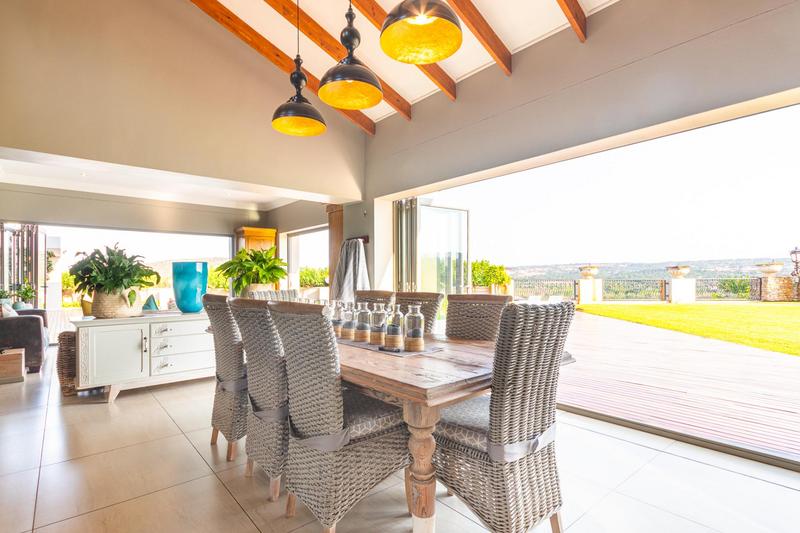 6 Bedroom Property for Sale in Zwavelpoort Gauteng