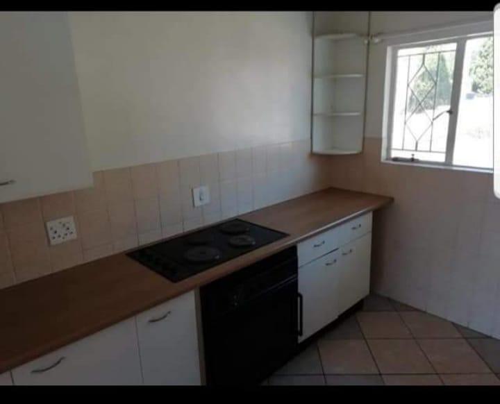 2 Bedroom Property for Sale in Roodekrans Gauteng