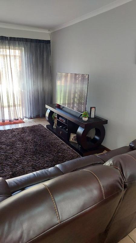 2 Bedroom Property for Sale in Montana Gauteng