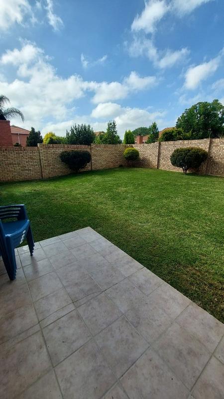 2 Bedroom Property for Sale in Montana Gauteng