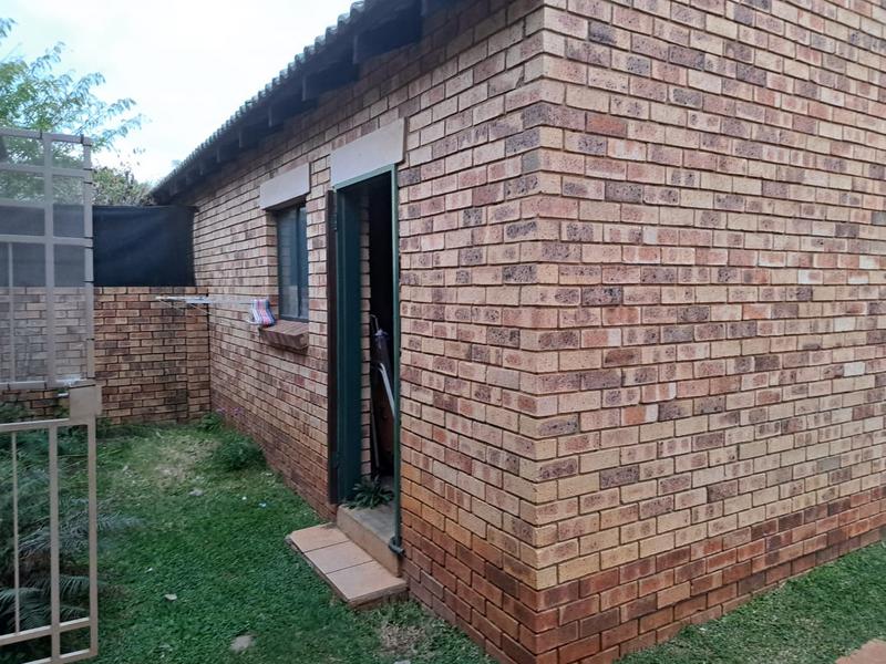 2 Bedroom Property for Sale in Equestria Gauteng