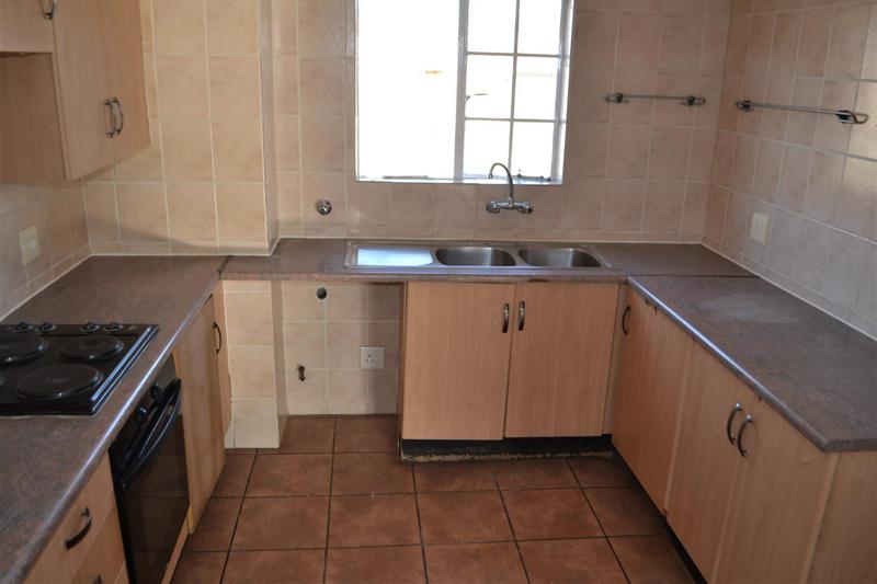 3 Bedroom Property for Sale in Roodekrans Gauteng