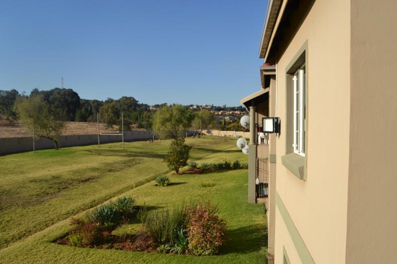 3 Bedroom Property for Sale in Roodekrans Gauteng