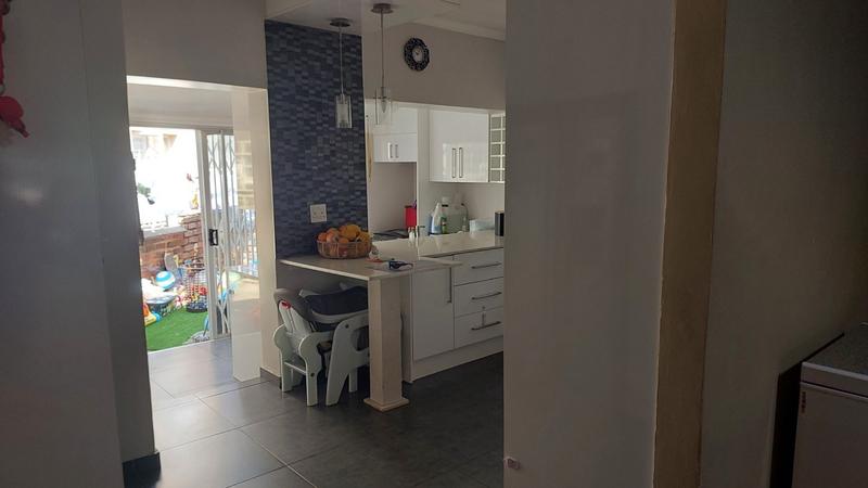 5 Bedroom Property for Sale in Sinoville Gauteng