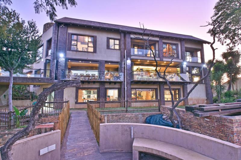 5 Bedroom Property for Sale in Glenvista Gauteng