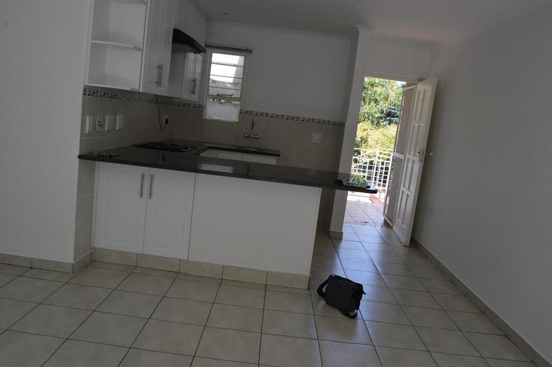 To Let 2 Bedroom Property for Rent in Benmore Gardens Gauteng